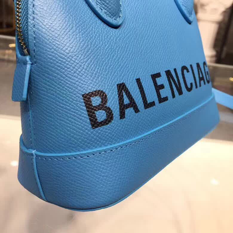 BALENCIAG巴黎世家 18SS系列小號貝殼包 十字紋小牛皮 亦可斜挎手提  BL1662